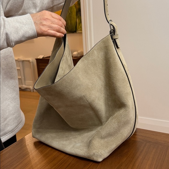 Toteme Tan Suede Hobo Bag - Picture 4 of 16